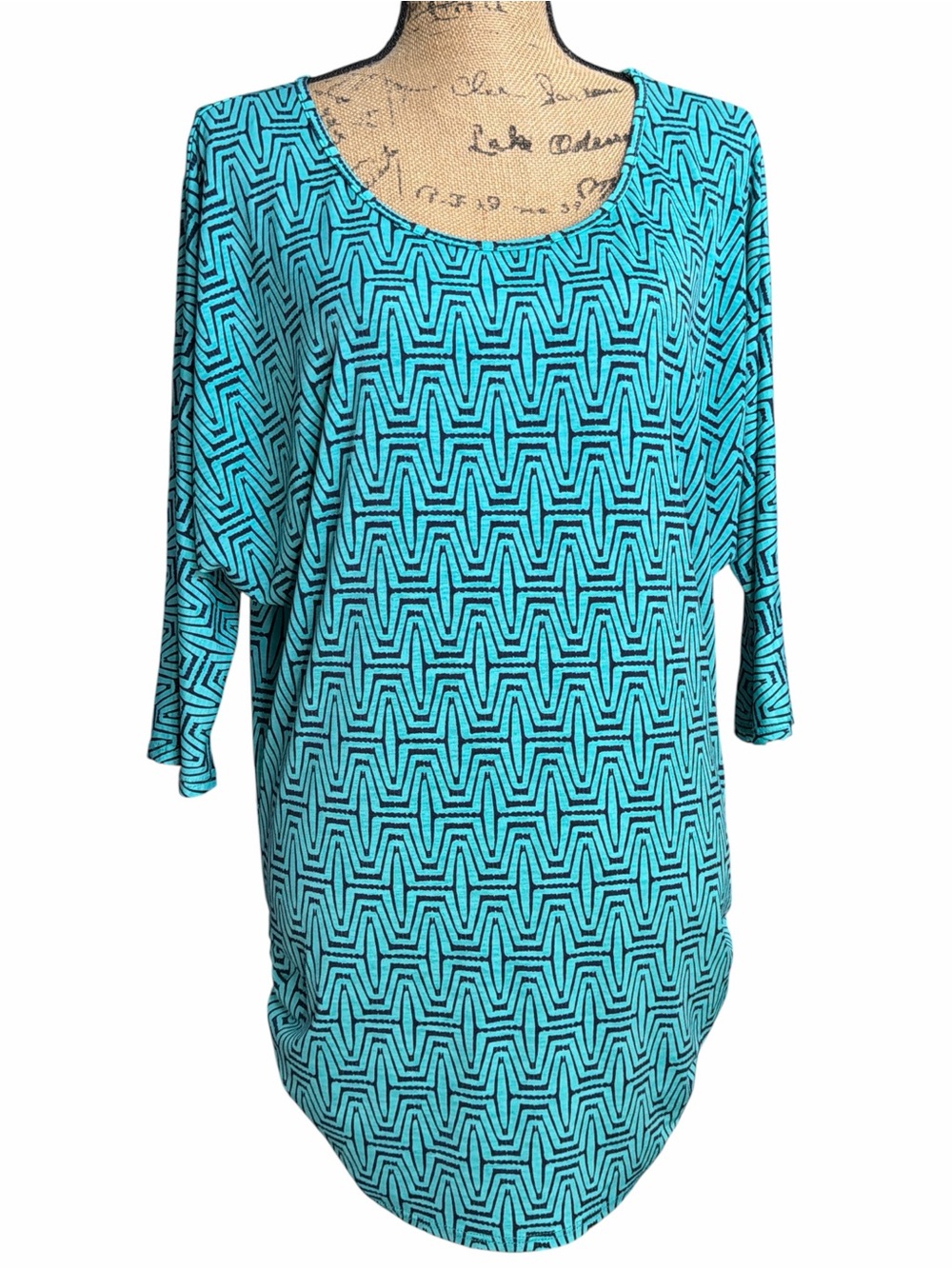 41 Hawthorn Women’s Scoop Neck Printed Tunic Top in Teal and Black. Large